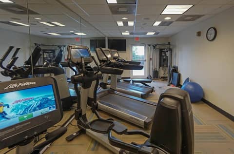 Holiday Inn Express Hotel & Suites Savannah Midtown by IHG — photo 5