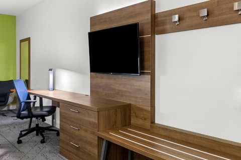 Holiday Inn Express Hotel & Suites Savannah Midtown by IHG — photo 9