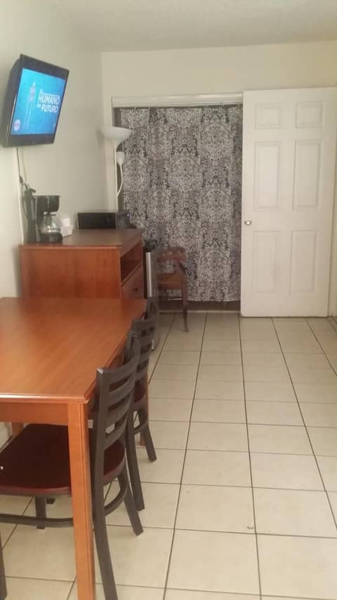 Palm Breeze Hotel — photo 3