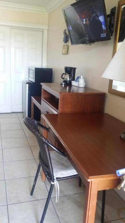 Palm Breeze Hotel — photo 8