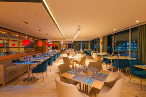 Rixos The Palm Hotel & Suites - Ultra All Inclusive — restaurant