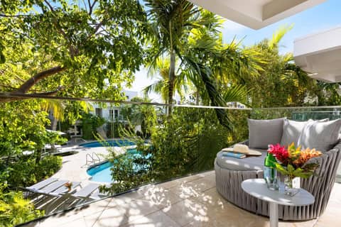 Santa Maria Suites Resort — balance & terrace