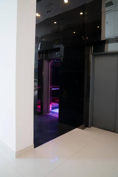 IW Hotel — photo 9