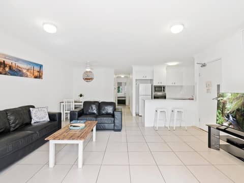 Miami Beachside Holiday Apartments — photo 7