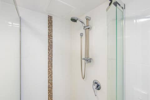 Olympus Beachfront Apartments — photo 8