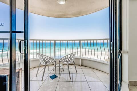 Olympus Beachfront Apartments — photo 9
