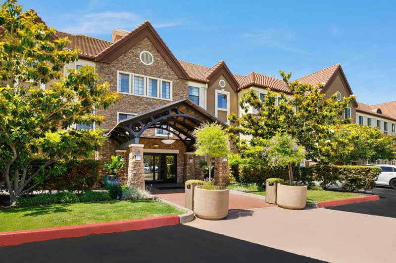 Sonesta ES Suites San Diego - Rancho Bernardo — building