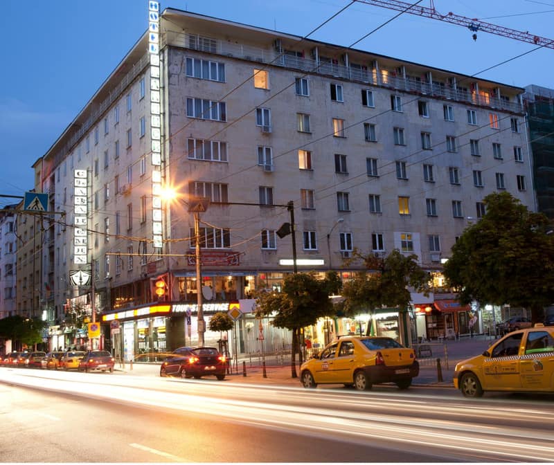 Slavyanska Beseda Hotel — building