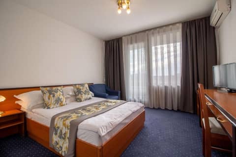 Hotel Novi Zagreb — photo 4
