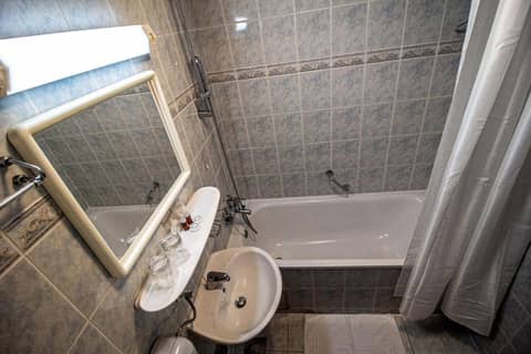 Hotel Novi Zagreb — photo 5