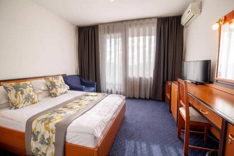 Hotel Novi Zagreb — photo 7