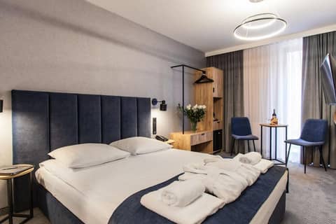 Hotel Alexander — hotel room