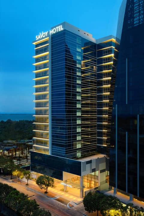 Savoy Hotel Mactan Cebu near Newtown Beach — photo 8