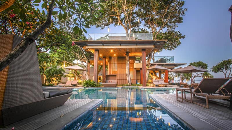 Maya Sanur Resort & Spa — building