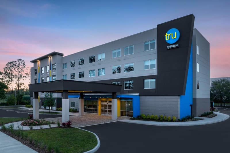 Tru by Hilton Jacksonville West I 295 — building