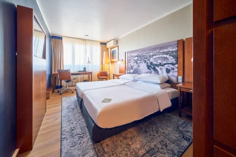 Arthotel Ana im Olympiapark — hotel room