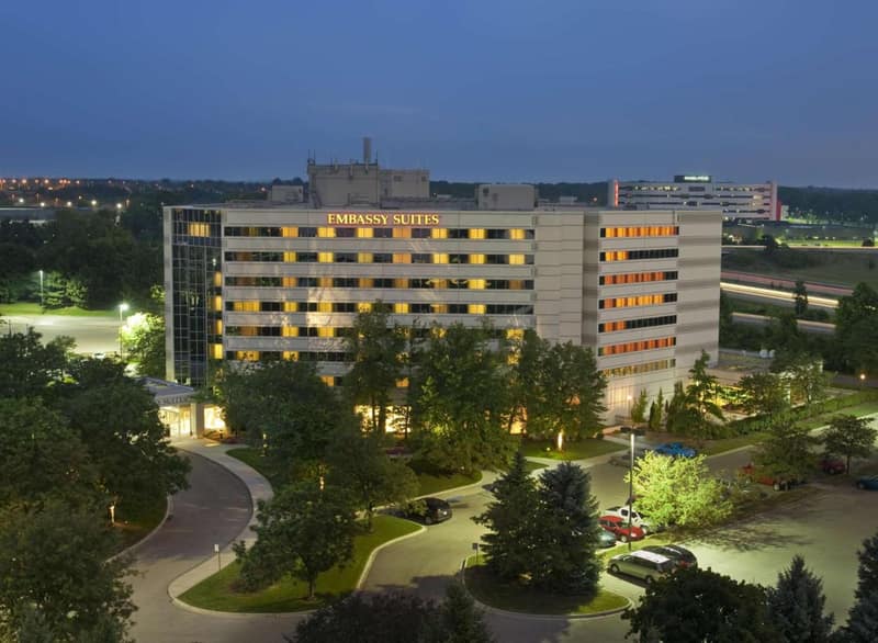 Embassy Suites by Hilton Detroit Troy Auburn Hills — building