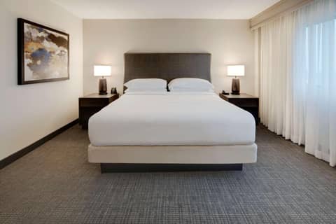 Embassy Suites by Hilton Detroit Troy Auburn Hills — photo 2