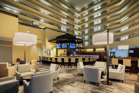 Embassy Suites by Hilton Detroit Troy Auburn Hills — photo 3