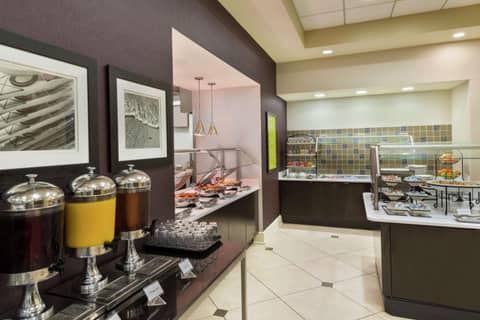 Hilton Garden Inn Tampa Airport/Westshore — photo 2