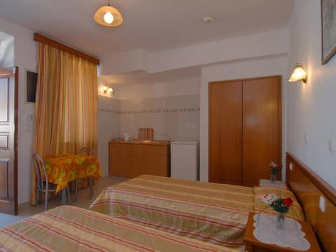 Villa Koki Studios — hotel room