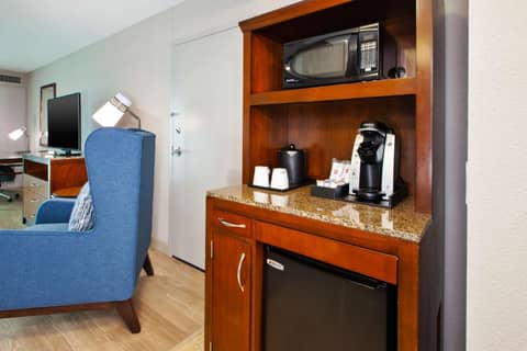 Hilton Garden Inn Virginia Beach Oceanfront — photo 2