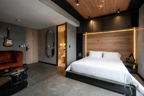 Indie Universe Creative Hotel — hotel room