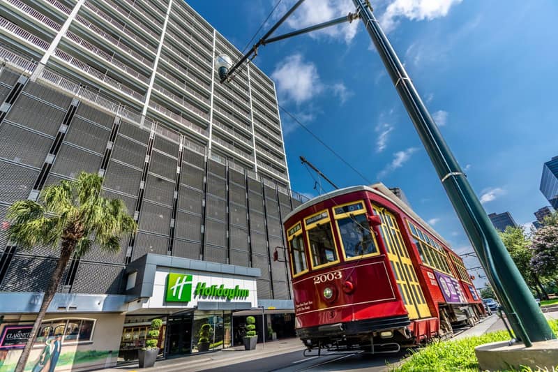 Holiday Inn New Orleans-Downtown Superdome by IHG — building