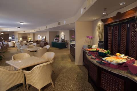 Universal's Loews Royal Pacific Resort — photo 7