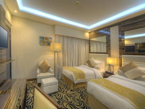 Orchid Vue Hotel — photo 7