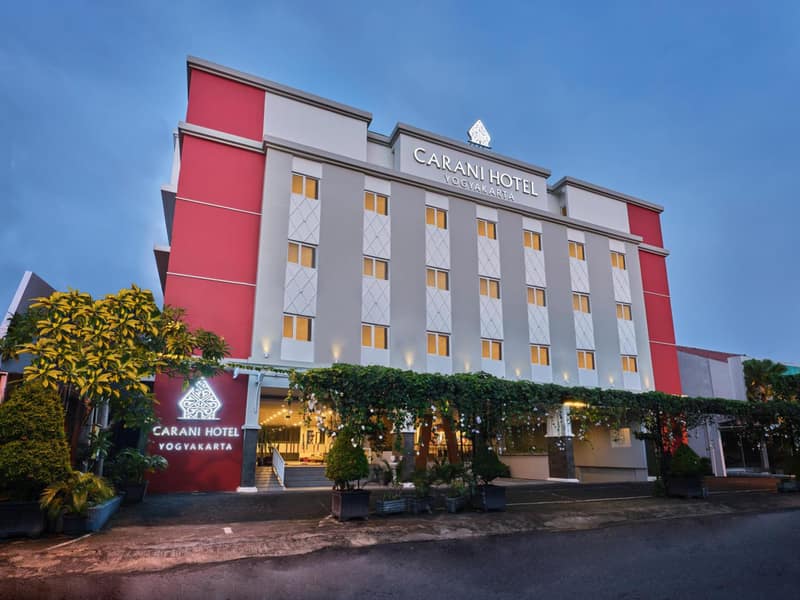 Carani Hotel Yogyakarta — building