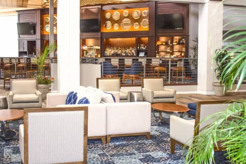 Southbank Hotel Jacksonville Riverwalk — lounge
