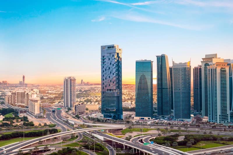 Taj Jumeirah Lakes Towers — photo 1
