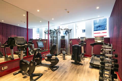 Catalonia Porto — activities & amenities
