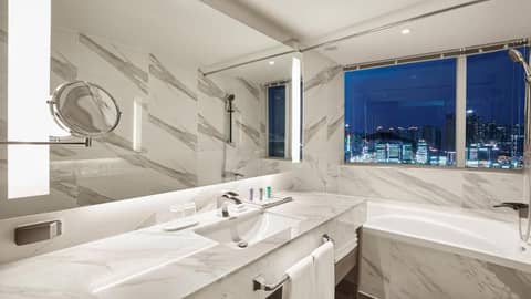 Kent Hotel Gwangalli by Kensington — bathroom