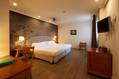 Fénix Torremolinos - Adults Only Recommended — bedroom