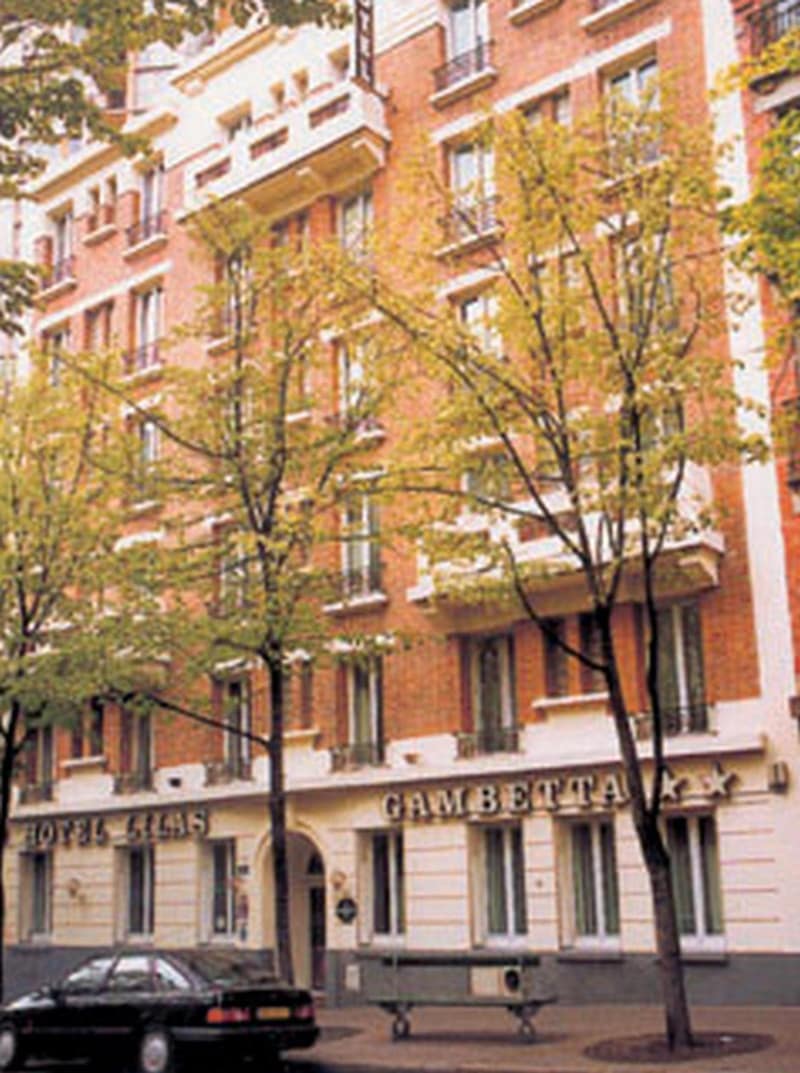 Hotel Lilas Gambetta — building