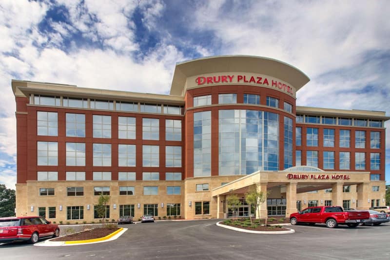 Drury Plaza Hotel Richmond — building
