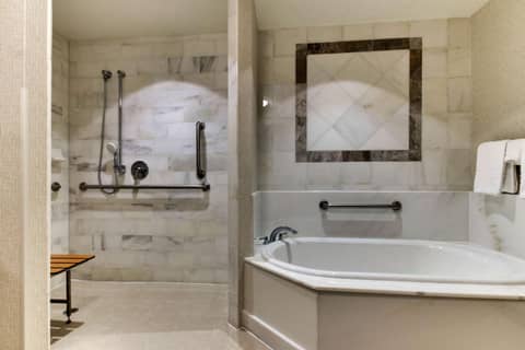 Drury Plaza Hotel Richmond — photo 2