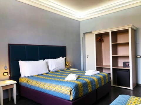 Hotel Gioia — hotel room