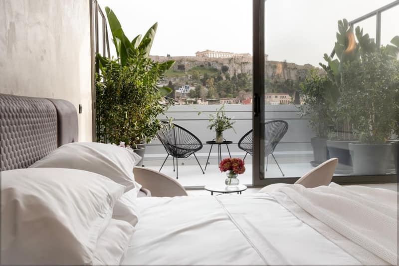 Regal Hotel Mitropoleos — balance & terrace