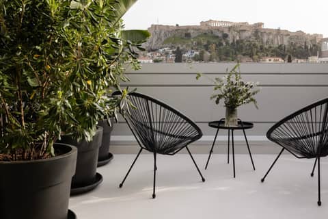 Regal Hotel Mitropoleos — balance & terrace