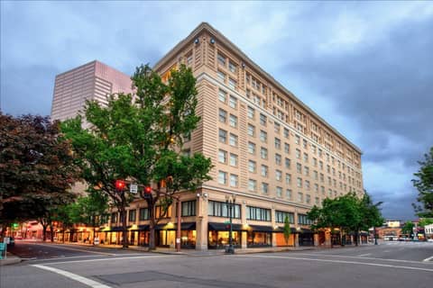 Embassy Suites by Hilton Portland Downtown — photo 5