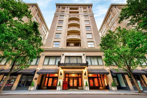 Embassy Suites by Hilton Portland Downtown — photo 9