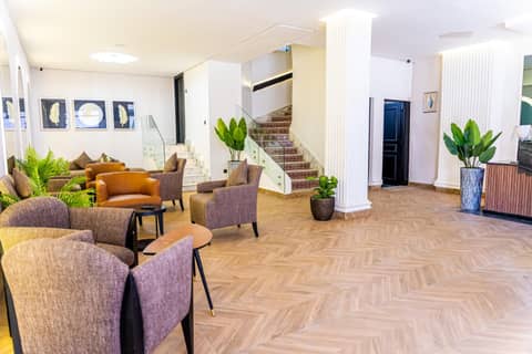 Hotel Les Ambassadeurs — recepcion & lobby