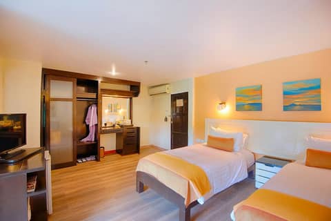 Vacation Village Phra Nang Inn — hotel room