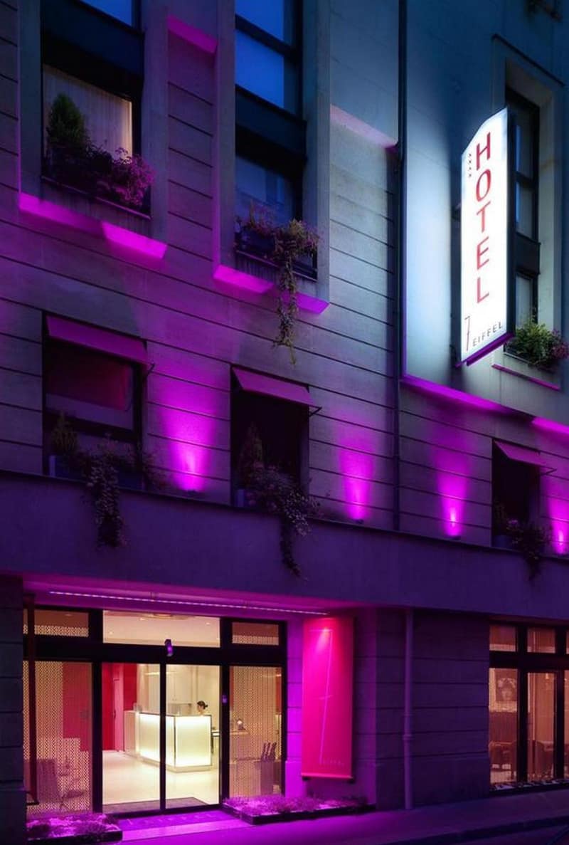 Le 7 Eiffel Hotel by Malone — building