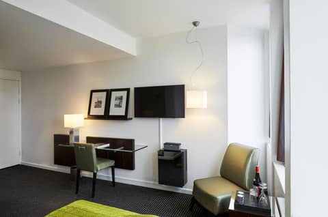 The Square — hotel room