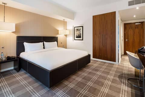 Radisson Blu Hotel London Canary Wharf East — hotel room