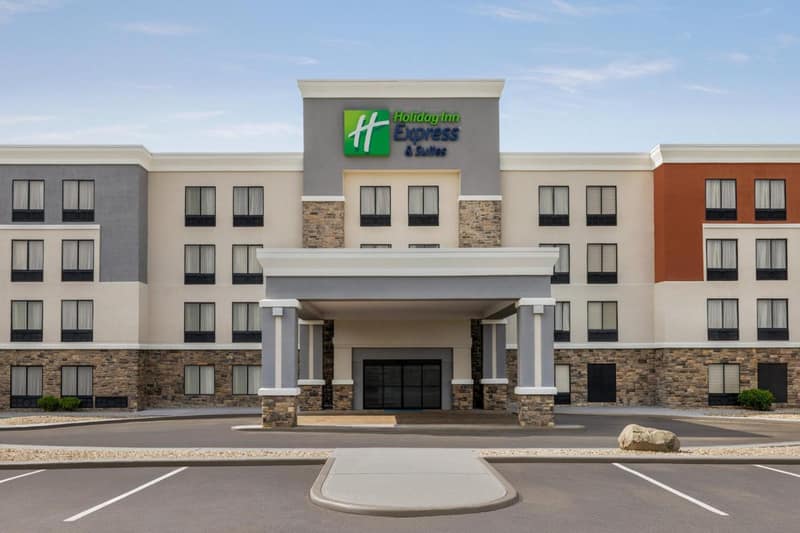 Holiday Inn Express Hotel & Suites Indianapolis W - Airport Area by IHG — building